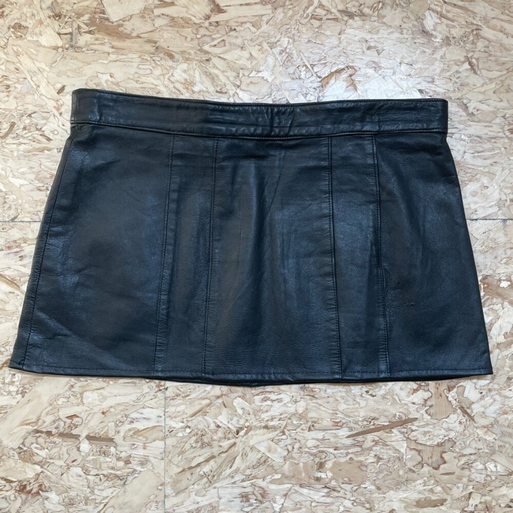 Vintage Black Leather Mini Skirt Womens 90s Y2K Punk Fits like a size 8